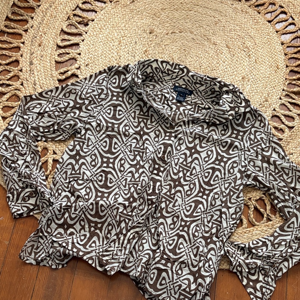 Jones New York Geometric Brown and White Top